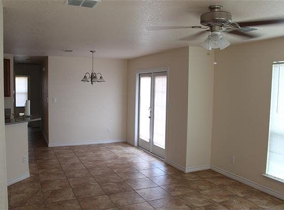 3rd image of 942/946 Brown Rock Dr