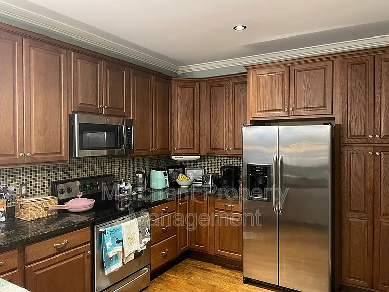 708 Bennett St #A — Photo 6