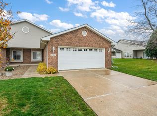 10765 Keystone Ln, Winfield, IN 46307