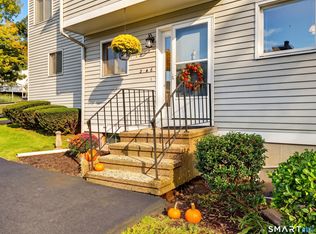 246 Greens Farm Rd #246, Branford, CT 06405