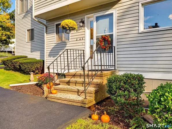 246 Greens Farm Road #246, Branford, CT 06405