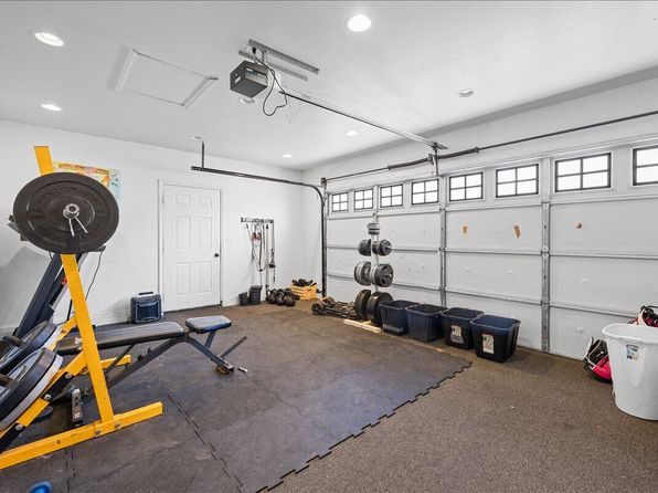 11693 Michael Rd, Central Pt, OR 97502