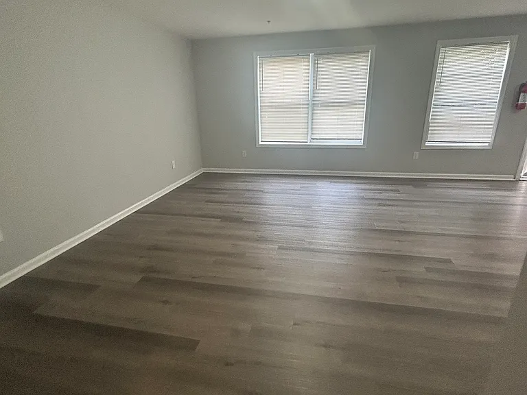 40 12th Ave #6 — Photo 6