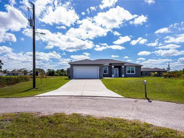 3204 Lark Ct, Labelle, FL 33935