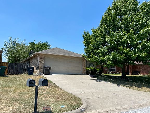 3rd image of 9128 Christopher Cir