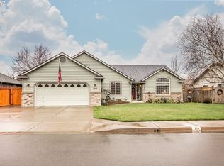 1254 Montecello Dr, Eugene, OR 97404