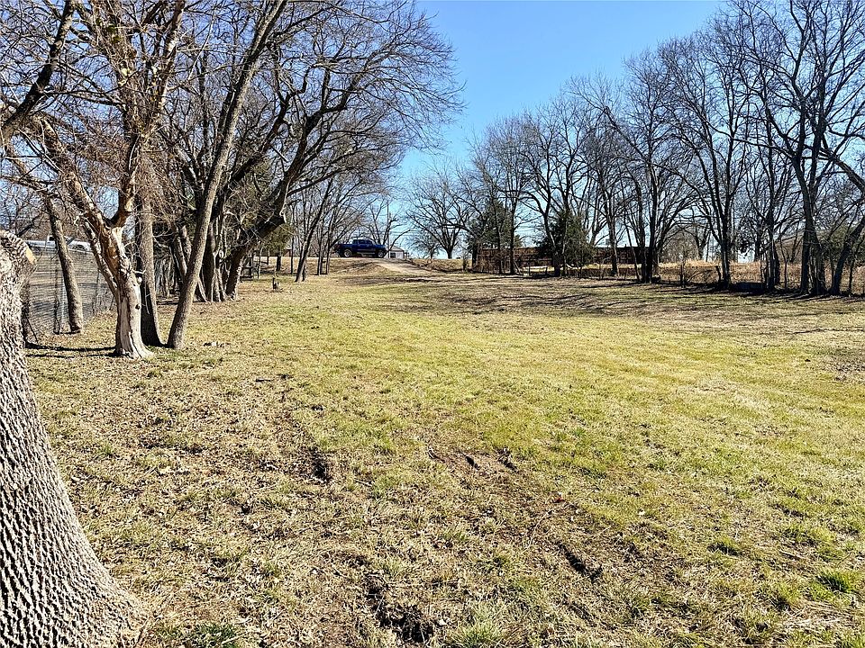 1st image of 504 S Business Highway 78