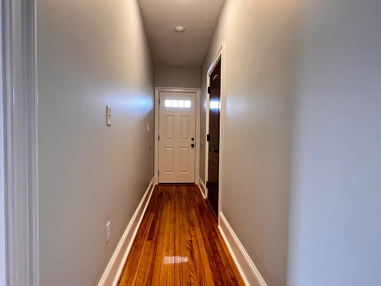 12 Winfield St #3R — Photo 20