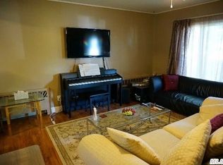 567 Grand Blvd, Deer Park, NY 11729