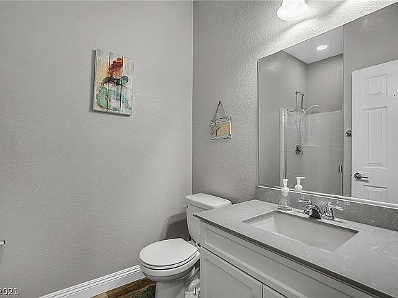 3rd image of 10561 Kennedy Peak Ln
