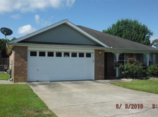 2805 Windchester Dr, Pensacola, FL 32526