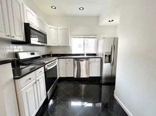 269 Bolton St #2L, Boston, MA 02127