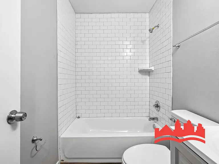 10372 Lafayette Dr — Photo 22