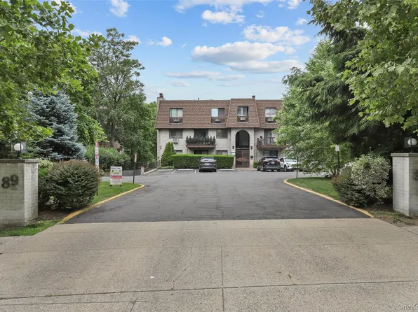 89 N Broadway #220, White Plains, NY 10603