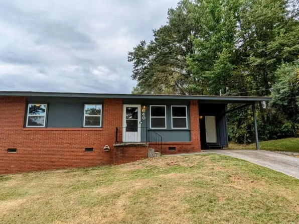640 Melrose Dr, Forest Park, GA 30297