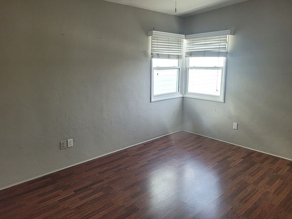 4th image of 745-51 D Ave #751