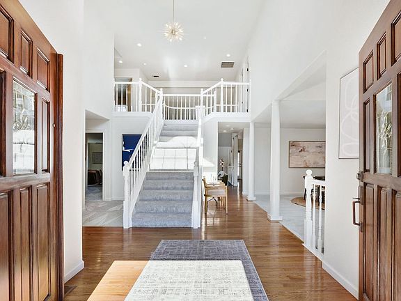 3rd image of 3723 Modoc Pl