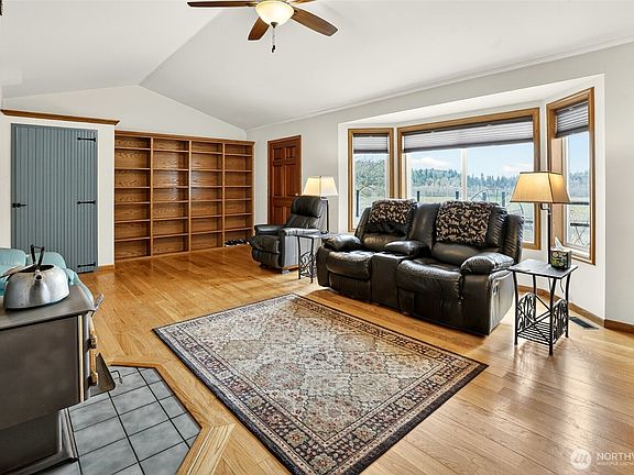 5th image of 20070 Park Ridge Lane