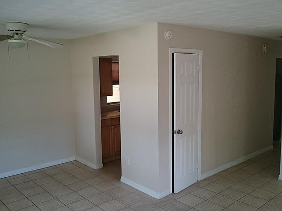 5th image of 1938 Golfview Ave