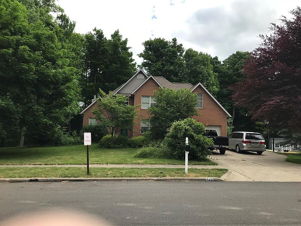 2nd image of 429 Cedarwood Dr