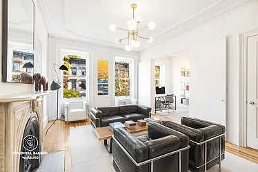 Rented by Coldwell Banker Warburg