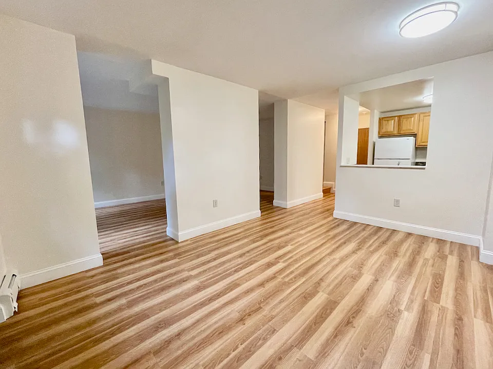 656 Massachusetts Ave #7