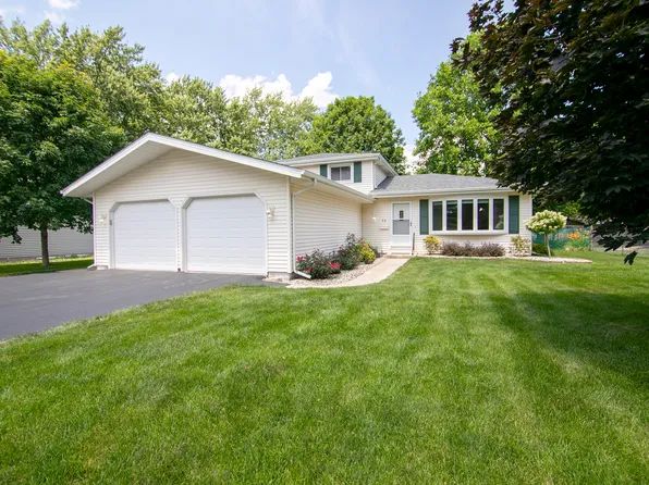 52 Emery Dr, Bourbonnais, IL 60914