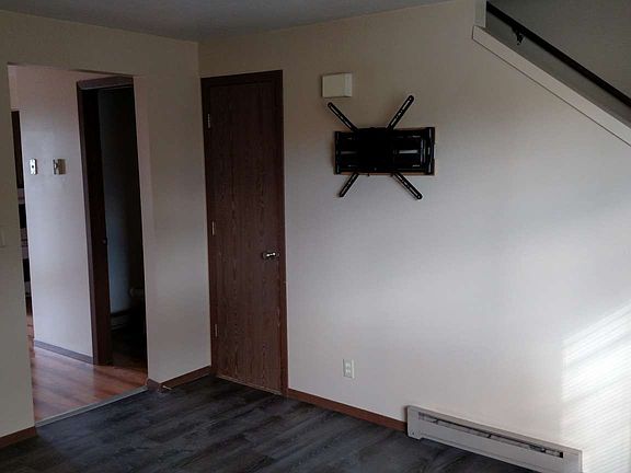 5th image of 25 Martha Rd