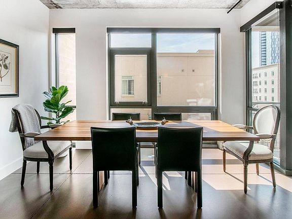 5th image of 2100 16th St Unit 307