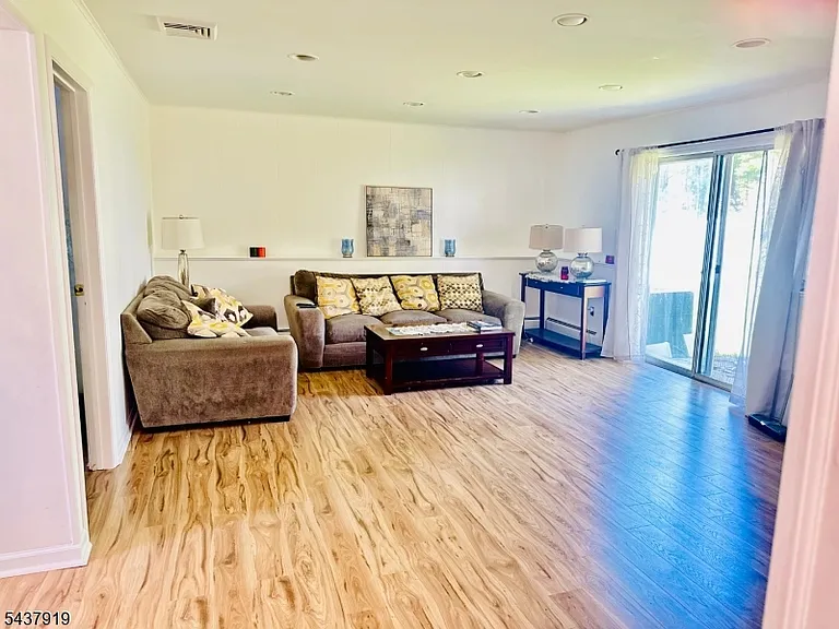 7 Doremus Dr — Photo 19