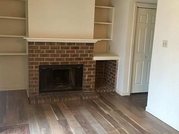 3rd image of 9020 Countryside Ln #C