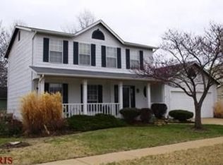 926 Keeneland Rd, Florissant, MO 63034