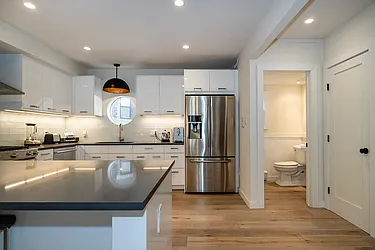 Sold by Harlem Lofts