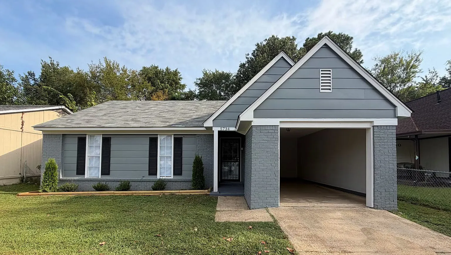 5734 Winter Tree Dr — Photo 1