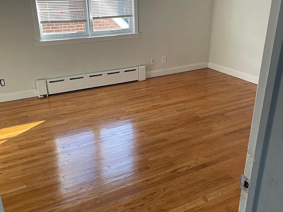 2nd image of 70 Hayward St