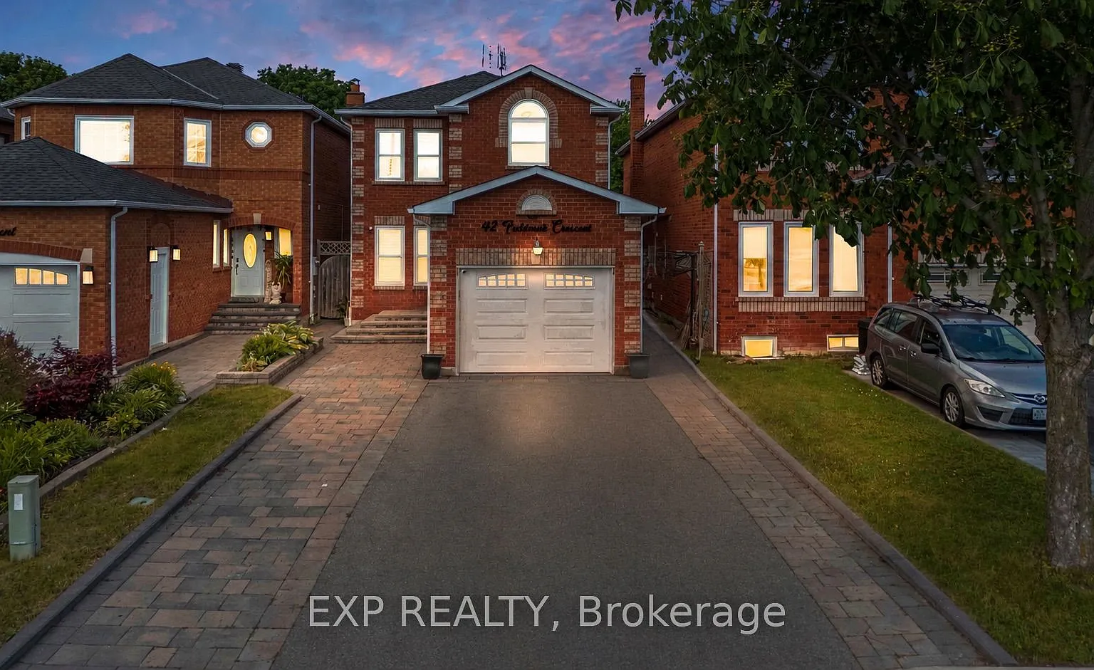 3 bed, $2,799 — Photo 2