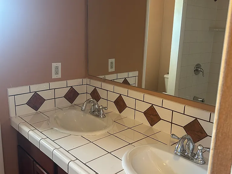1921 S Oswego Way — Photo 17