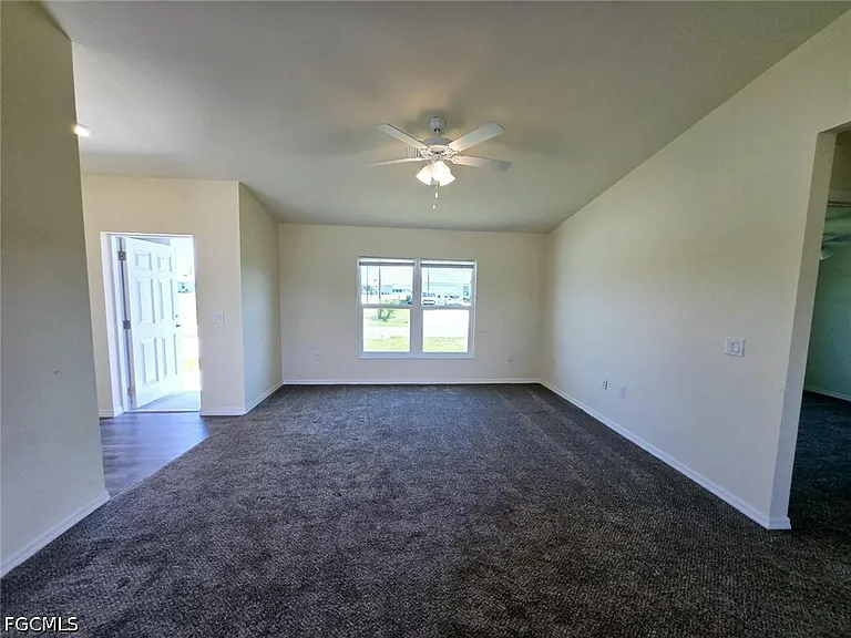 1117 Solar Ct — Photo 3
