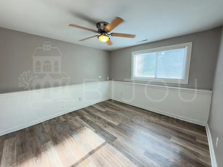 2224 Cooper Ave — Photo 3