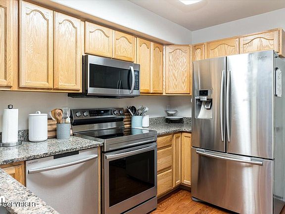3rd image of 6384 Whisperwood Park Dr #A