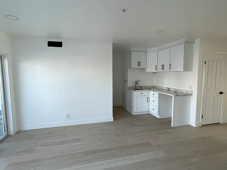 16672 Pacific Coast Hwy #B — Photo 58