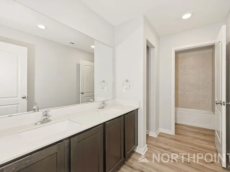 132 Bush Dr — Photo 14