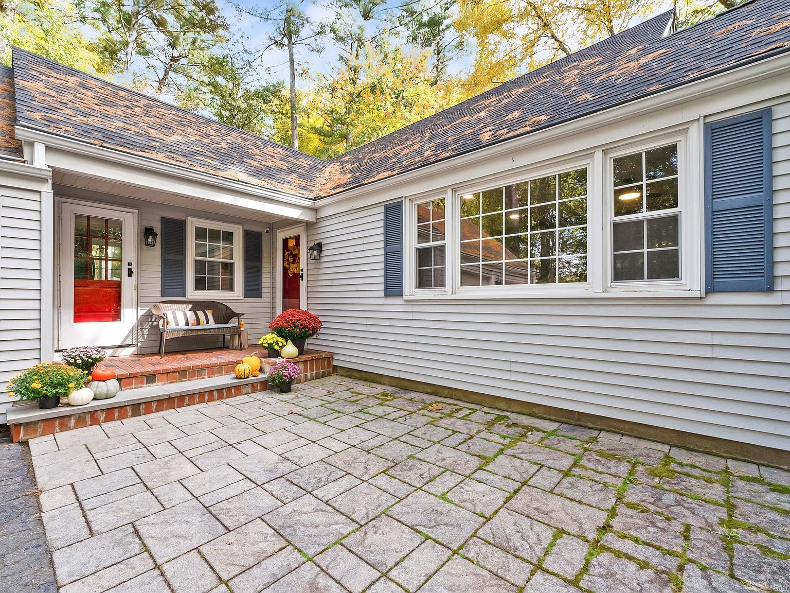 484 Bushy Hill Road, Simsbury, CT 06070 | Zillow