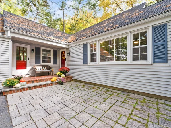 484 Bushy Hill Road, Simsbury, CT 06070