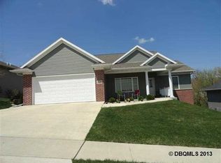 3435 David Dr, Dubuque, IA 52002