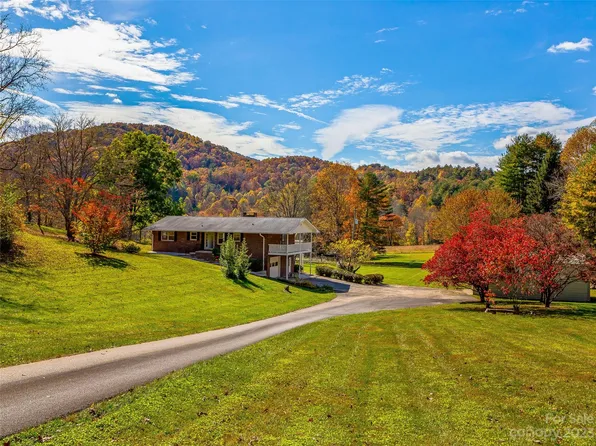 2558 King Rd, Pisgah Forest, NC 28768