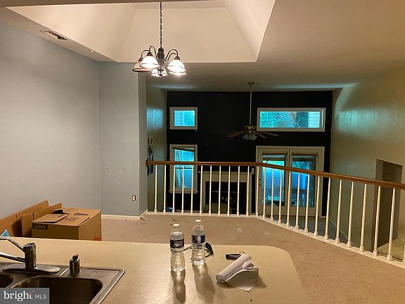 4th image of 5501 Diana Dr