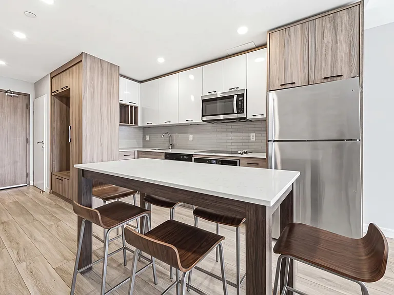 20 George St #2401 — Photo 10
