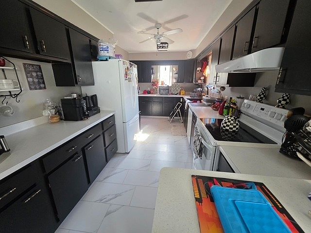 2nd image of 416 Hampton Blvd