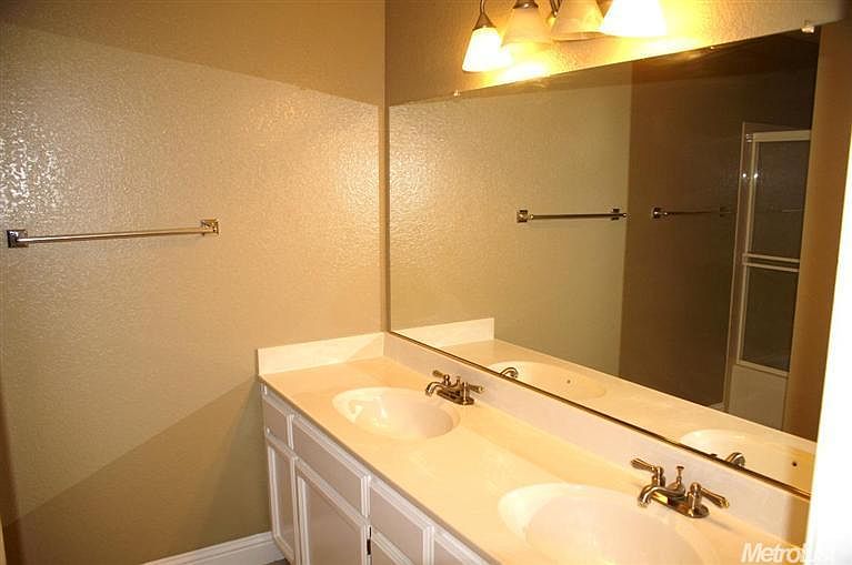 1st image of 4396 Brisbane Cir
